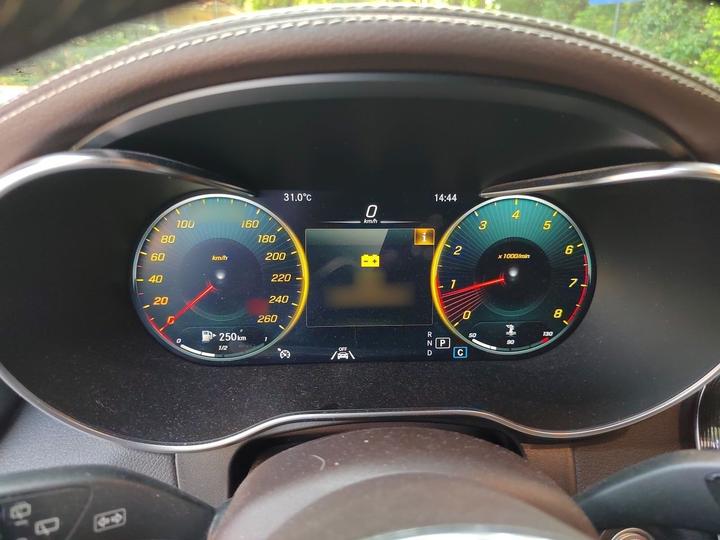 GLC 2020 Facelift GLC 300 L 4MATIC Luxury photo 4