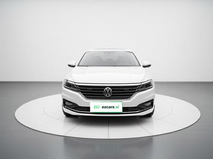 Lavida 2021 1.5L AT photo 2