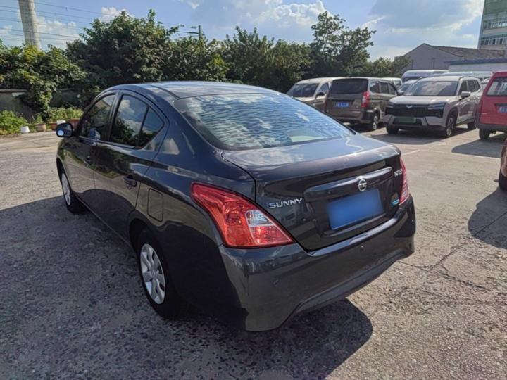 2015 1.5XE MT Elite photo 4