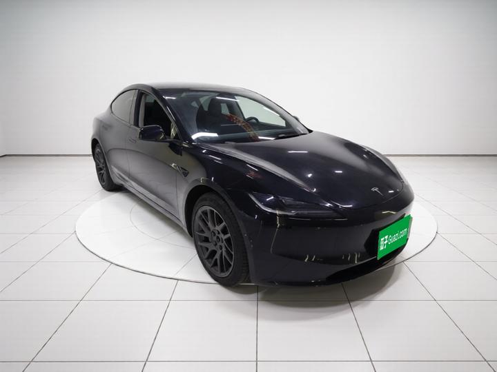 Model 3 2023 RWD photo 3