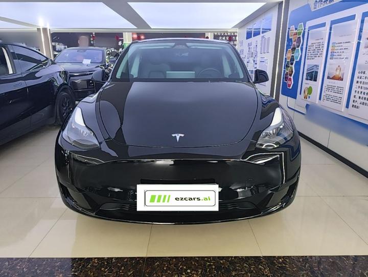 Model Y 2024 RWD photo 2