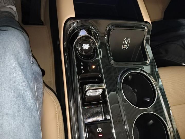 GAC Trumpchi E8 EV 2024 150km MAX+ photo 5
