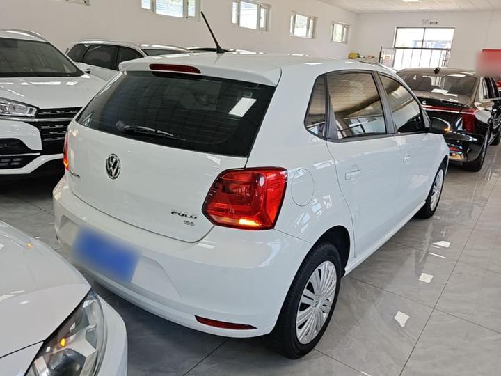 Polo 2016 1.6L AT Comfort photo 4