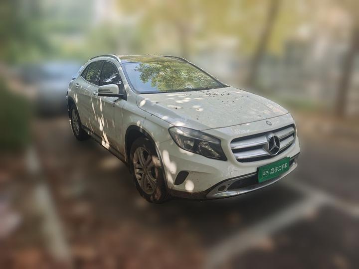 GLA 2016 GLA 200 Dynamic photo 3