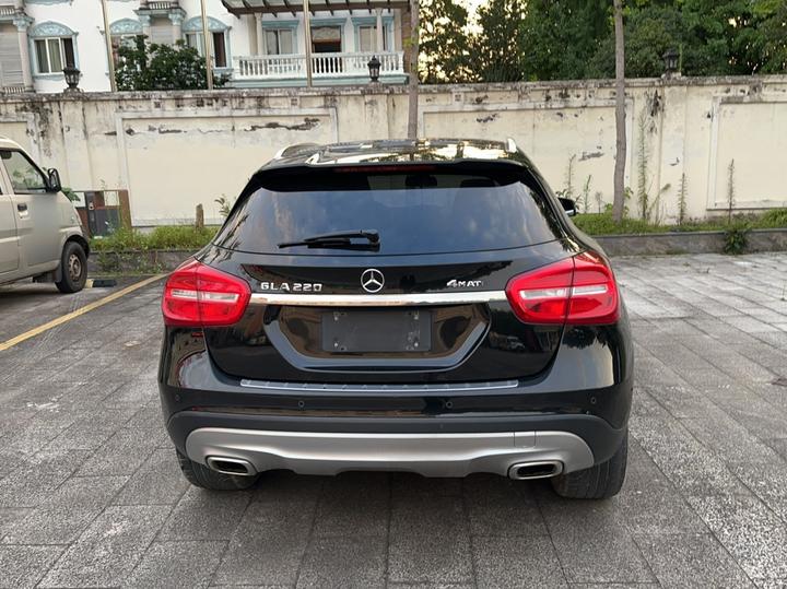 GLA 2016 GLA 220 4MATIC Fashion photo 3