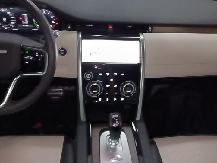 Discovery Sport EV 2022 Facelift P300e photo 8