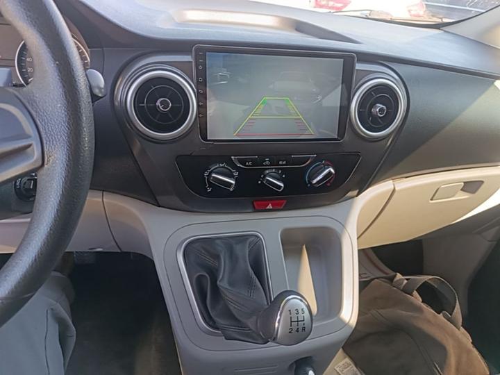 Refine M3 2019 PLUS 1.8L Luxury Smart 9-Seater photo 8
