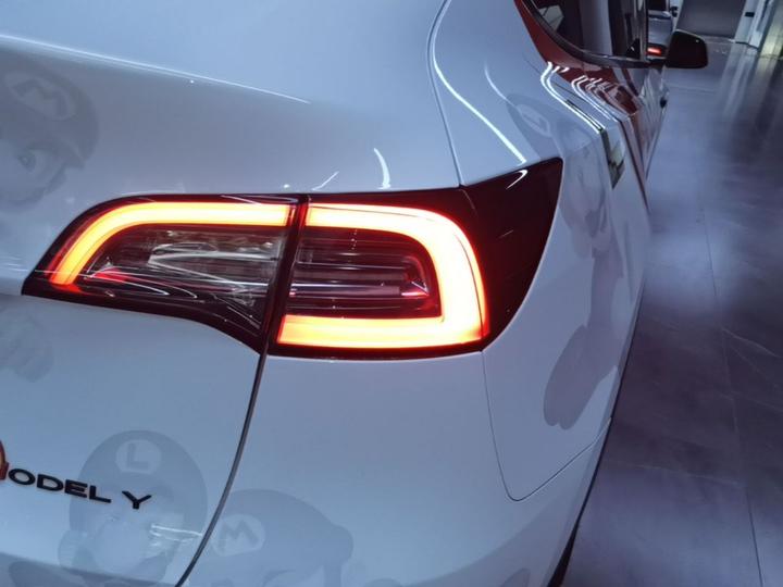 Model Y 2022 Facelift Long Range AWD photo 7