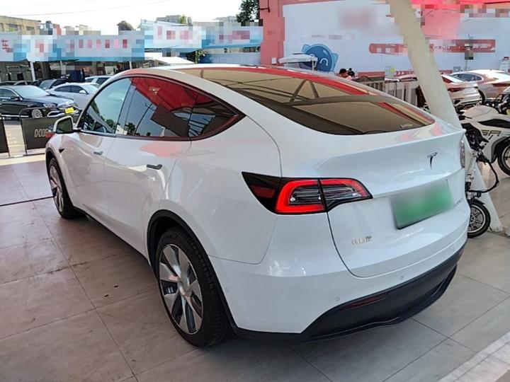 Model Y 2022 Facelift RWD photo 4
