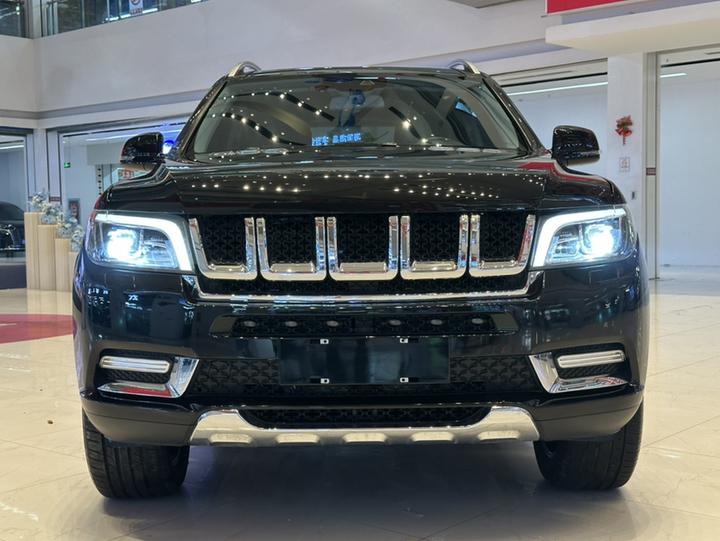 BAIC BJ90 2021 4.0T photo 2