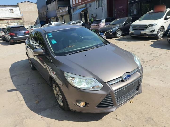 Focus 2012 Sedan 1.6L AT photo 3