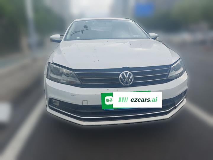 Sagitar 2015 230TSI AT Comfort photo 2