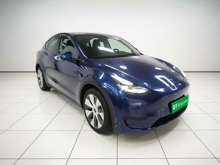 Model Y 2022 Facelift RWD photo 3