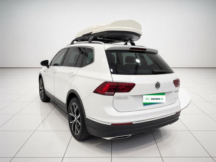 Tiguan L 2019 380TSI AT AWD Luxury 7-Seater China VI photo 4