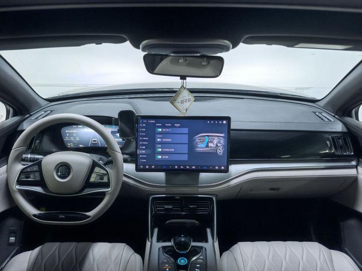 Tang EV 2025 DM-i 115KM Premium photo 5