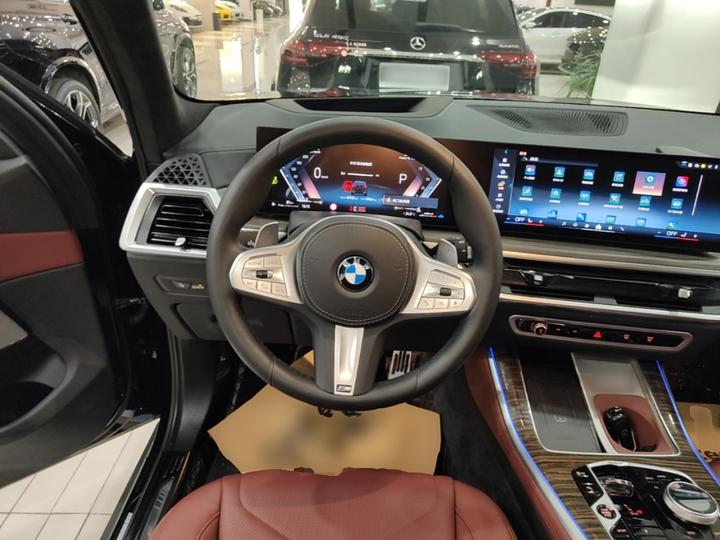 X5 2023 xDrive 40Li M Sport Package photo 6
