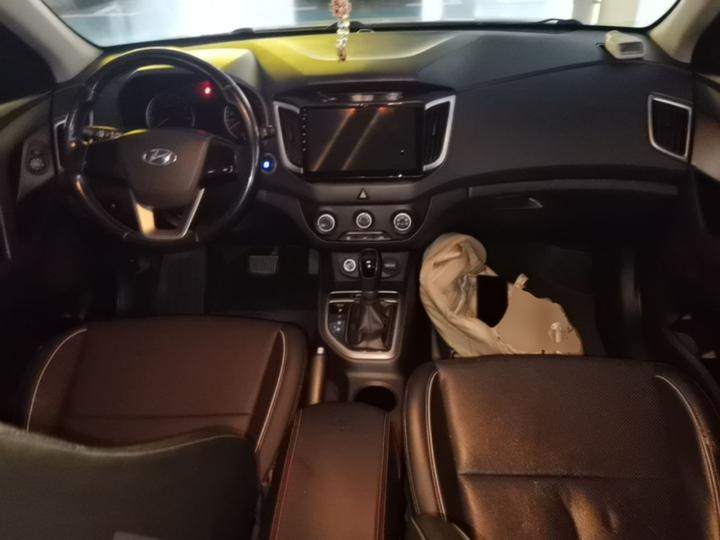 ix25 2015 1.6L AT RWD Smart GLS photo 5