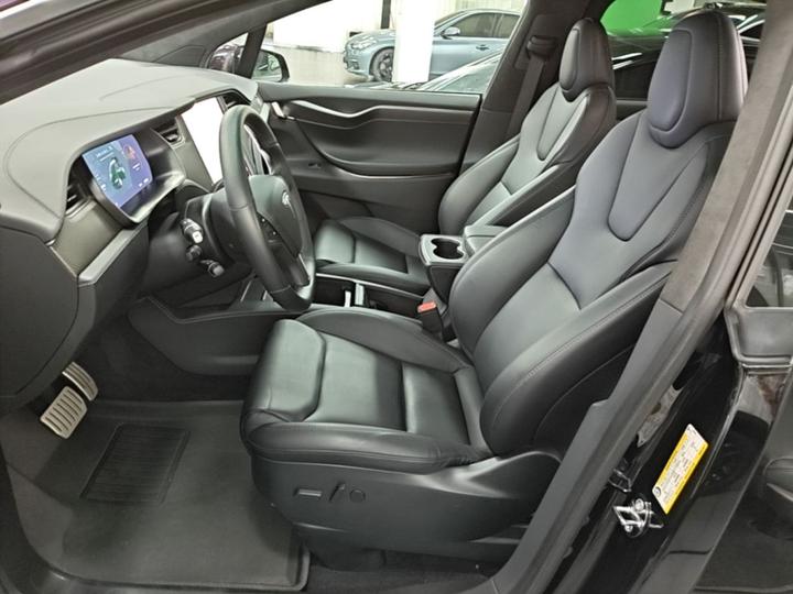 Model X 2020 Performance Performance photo 6