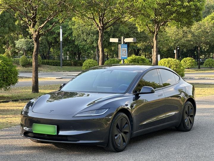 Model 3 2026 RWD
