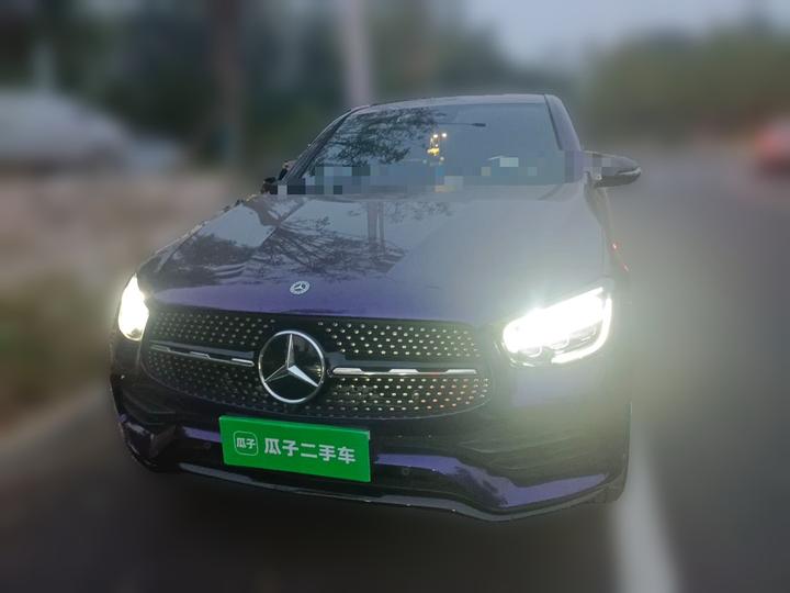 GLC Coupe 2022 Facelift GLC 300 4MATIC Coupe SUV photo 2