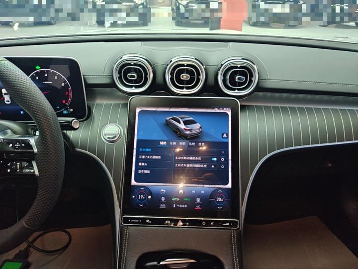 C-Class 2024 C 260 L Sport photo 8