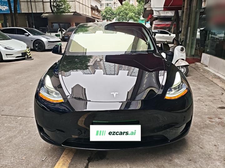 Model Y 2022 RWD photo 2