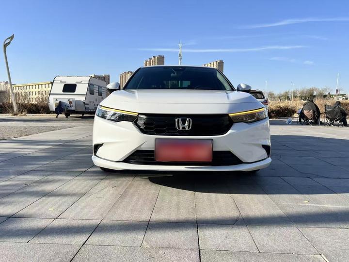 Integra 2023 240TURBO CVT Tech photo 3