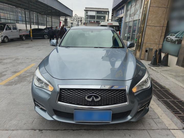 Q50L 2015 2.0T Comfort photo 2