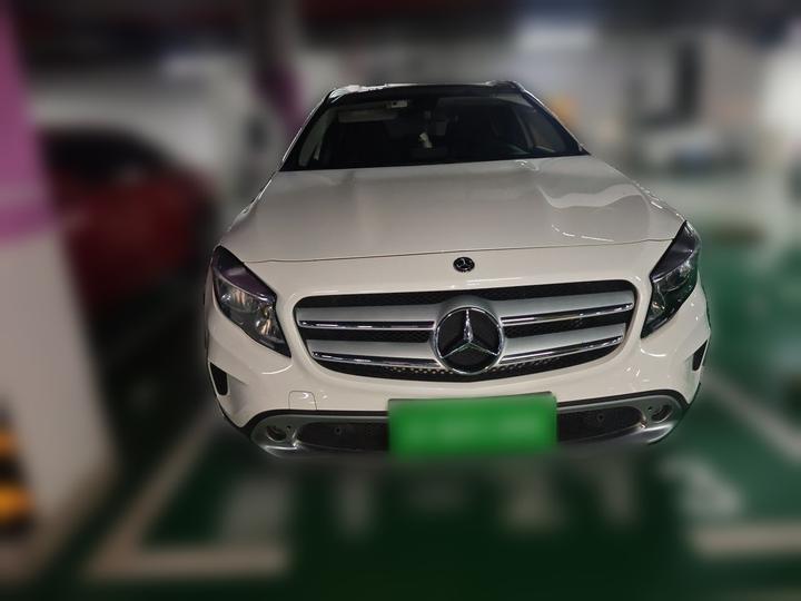 GLA 2016 GLA 200 Dynamic photo 2