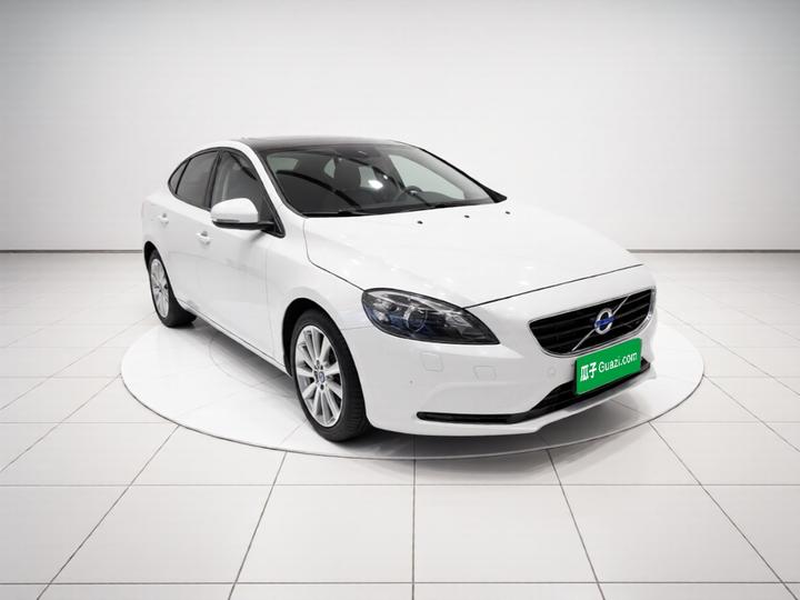 V40 2016 T3 photo 3