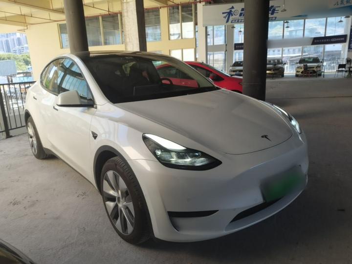 Model Y 2022 Facelift RWD photo 3