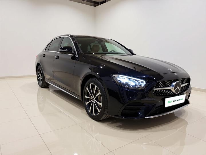 E-Class EV 2023 E 350 e L PHEV Sport photo 3