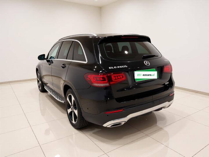 GLC 2020 Facelift GLC 260 L 4MATIC Dynamic photo 4