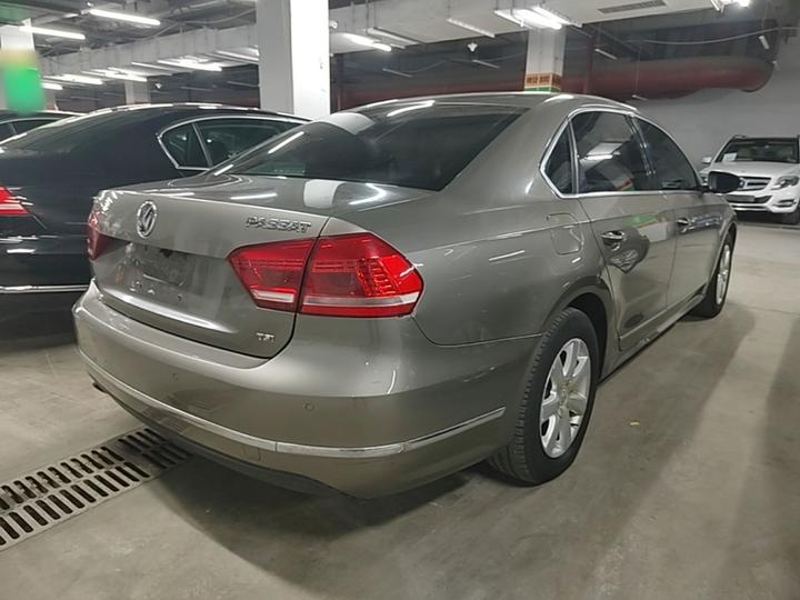 Passat 2014 1.8TSI DSG photo 4