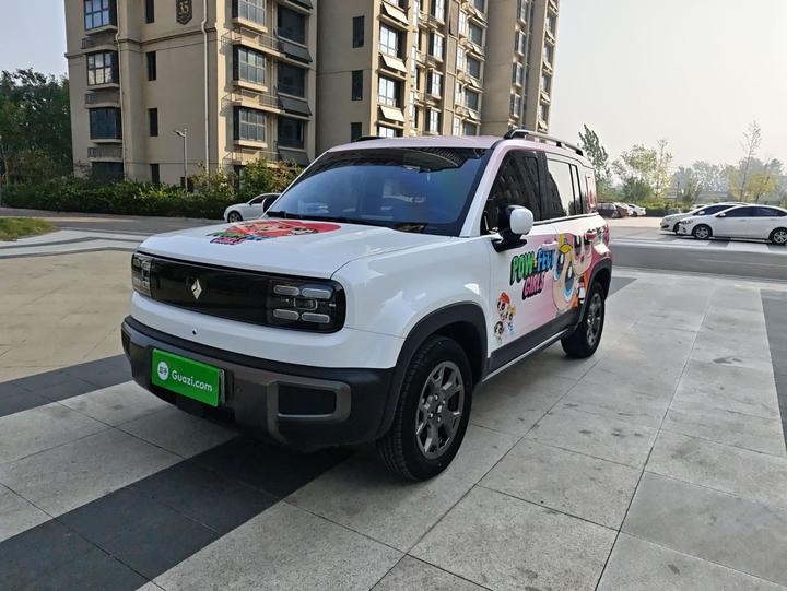 Plus 2025 Smart Premium 5-Seater
