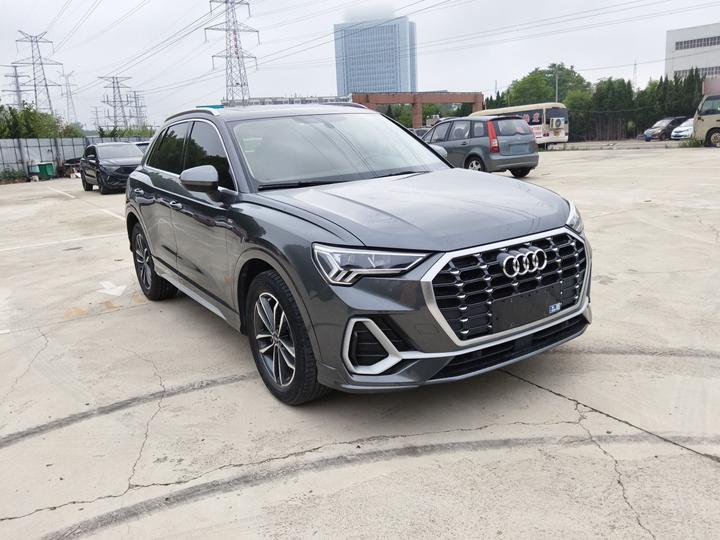 Q3 2022 35 TFSI Progressive Dynamic photo 2