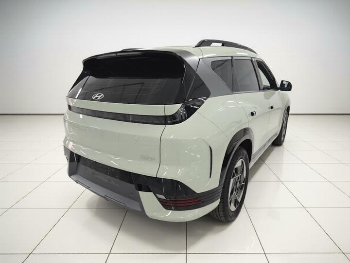 EO 2025 RWD TECH 64.2kWh photo 6