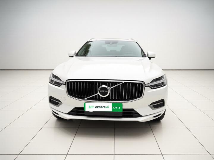 XC60 2021 T5 AWD Luxury photo 2