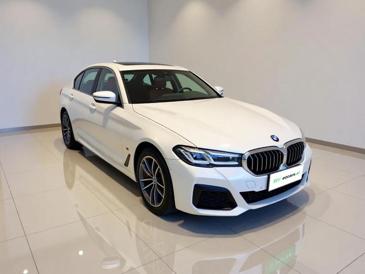 5 Series EV 2021 535Le M Sport Package photo 3