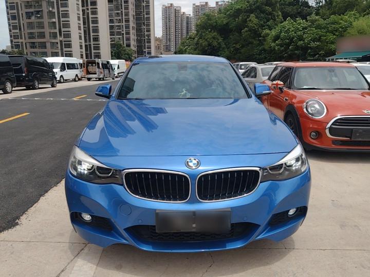 3 SeriesGT 2019 320i M Sport Package photo 2
