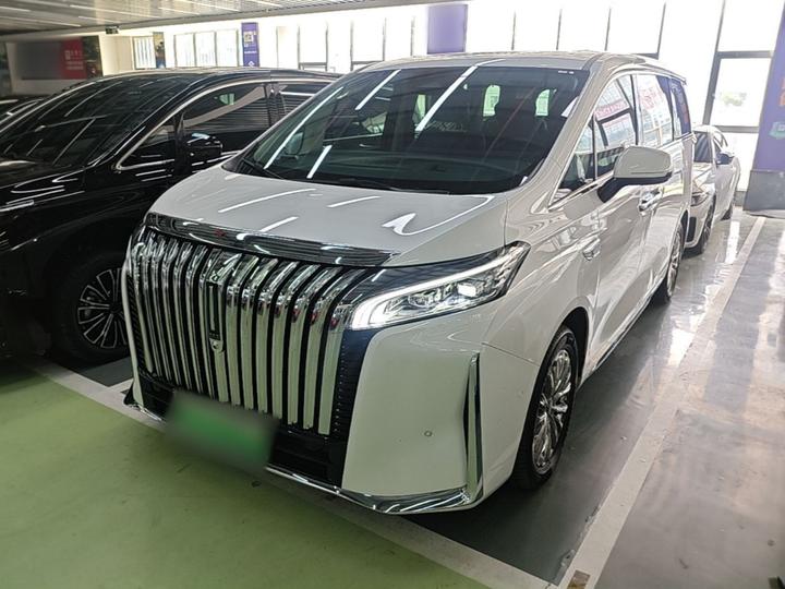 2023 AWD Flagship