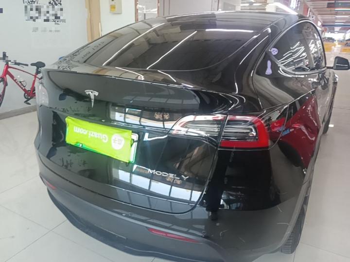 Model Y 2022 RWD photo 4