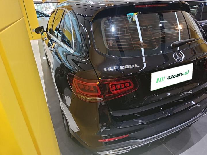 GLC 2022 Facelift GLC 260 L 4MATIC Dynamic photo 4