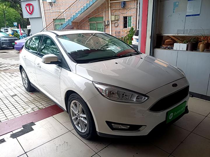 Focus 2015 Hatchback 1.6L AT photo 3