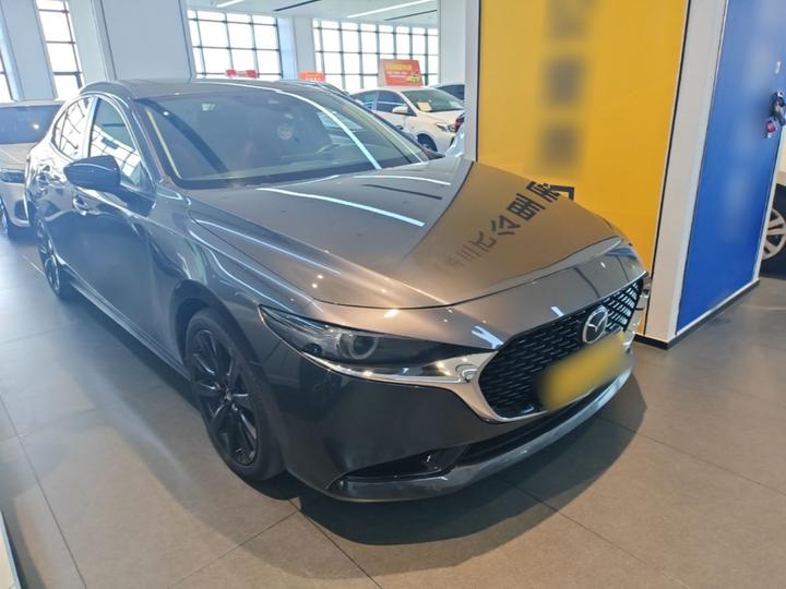 3 Axela 2022 2.0L AT photo 3