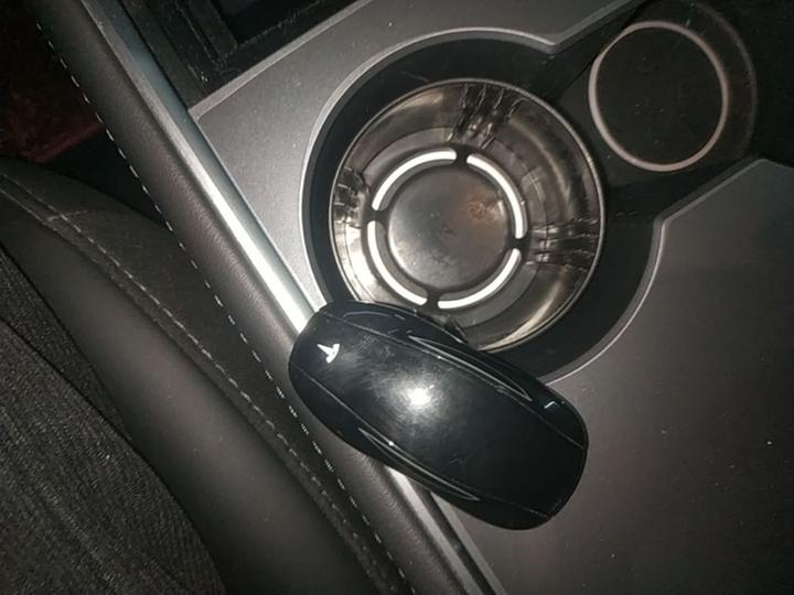Model 3 2022 RWD photo 8