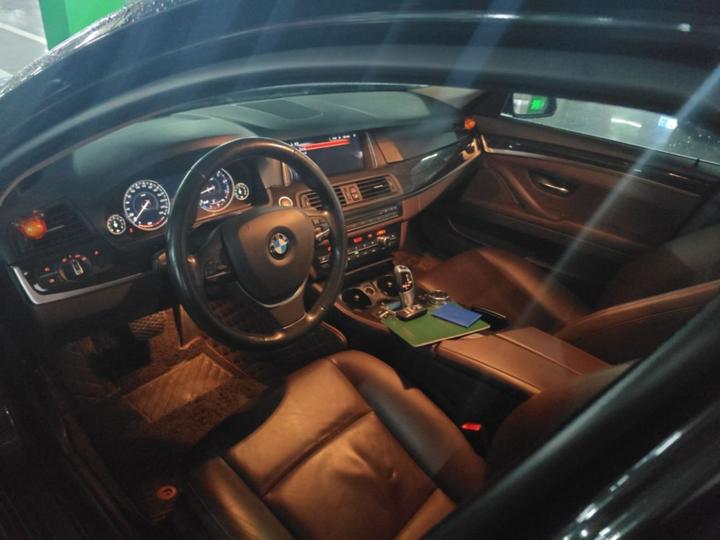 5 Series 2014 525Li Luxury Design Package photo 6