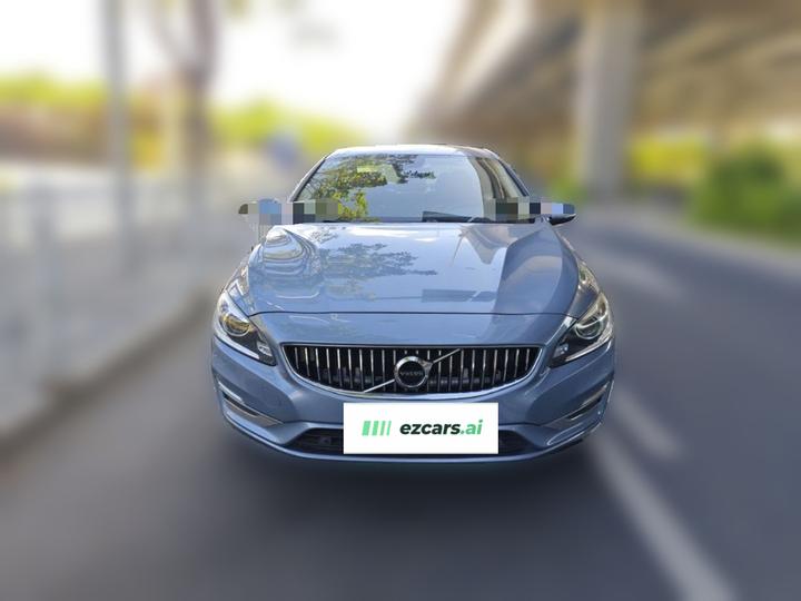 S60 2018 S60L T4 Progressive photo 2