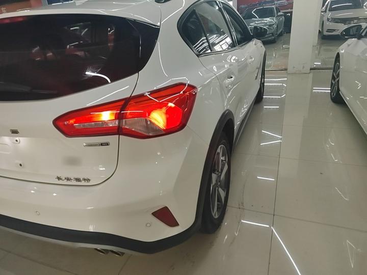 Focus Active 2020 EcoBoost 180 AT photo 7