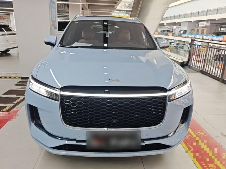 Li Auto ONE 2021 EREV 6-Seater photo 2